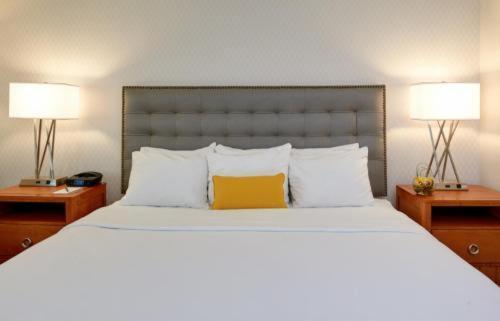 The Kensington Hotel Ann Arbor Ruang foto