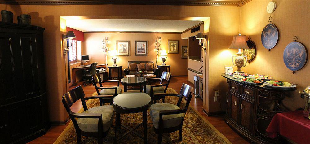 The Kensington Hotel Ann Arbor Bagian luar foto